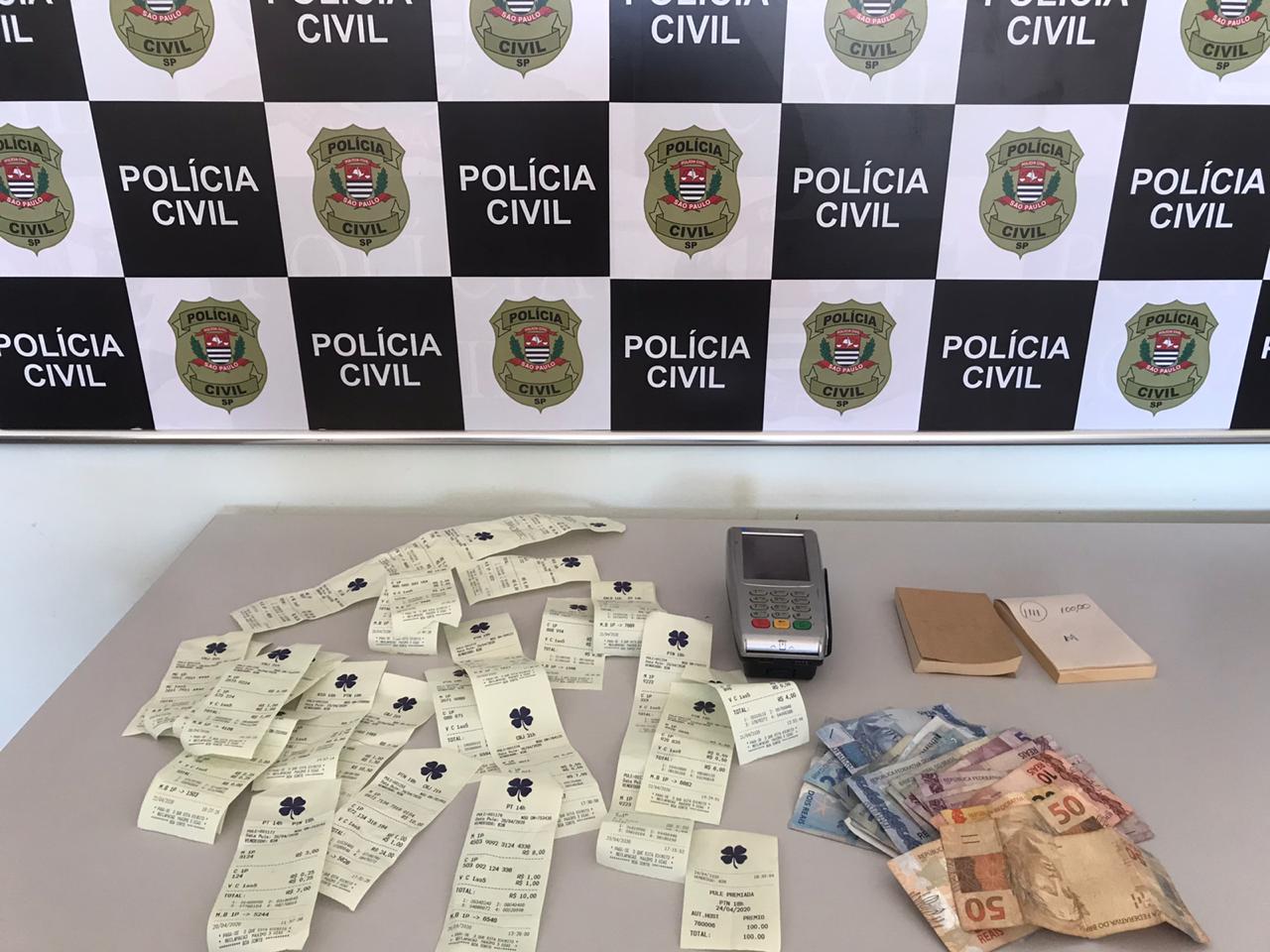 Polícia Civil apreende dinheiro e apostas de jogos do bicho em Jaú