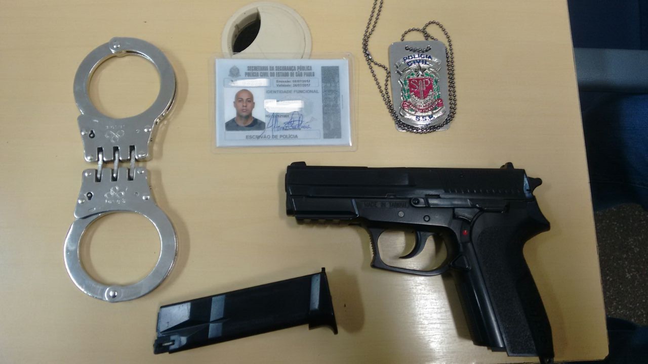 falso policial garra.jpg